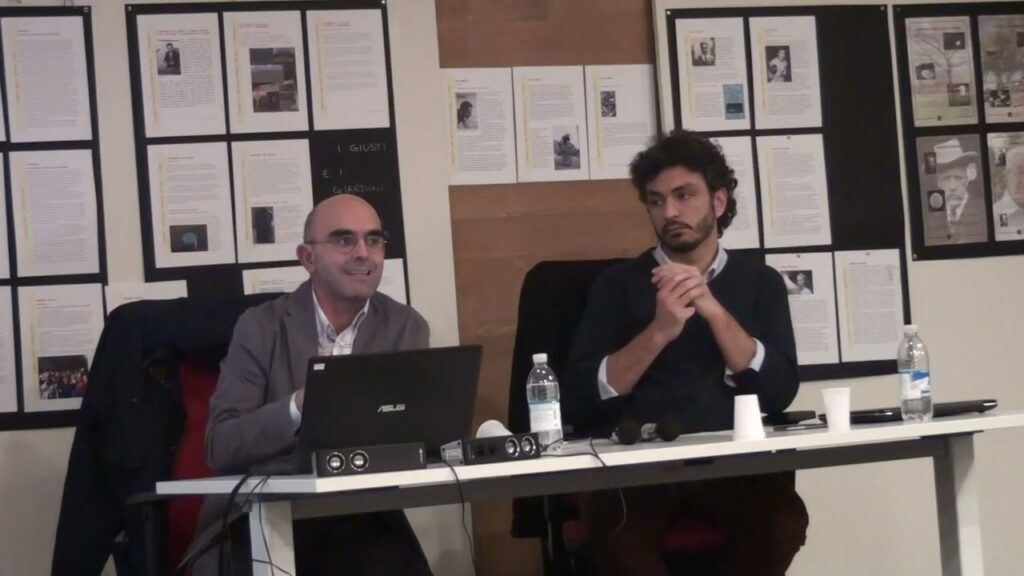 Copertina: RipaMondo 2016 Capire l’esperienza della migrazione oggi Lontano da dove Dialogo tra Luca Rainer